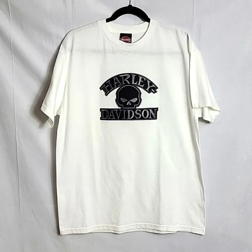 HARLEY DAVIDSON.. white & black tee..